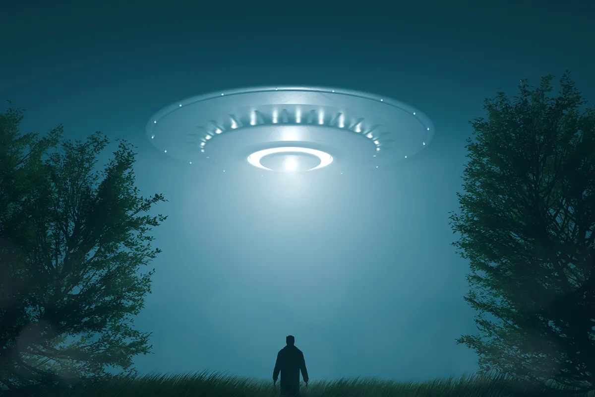 Making contact with alien life. Credit: Artur Didyk / Getty Images