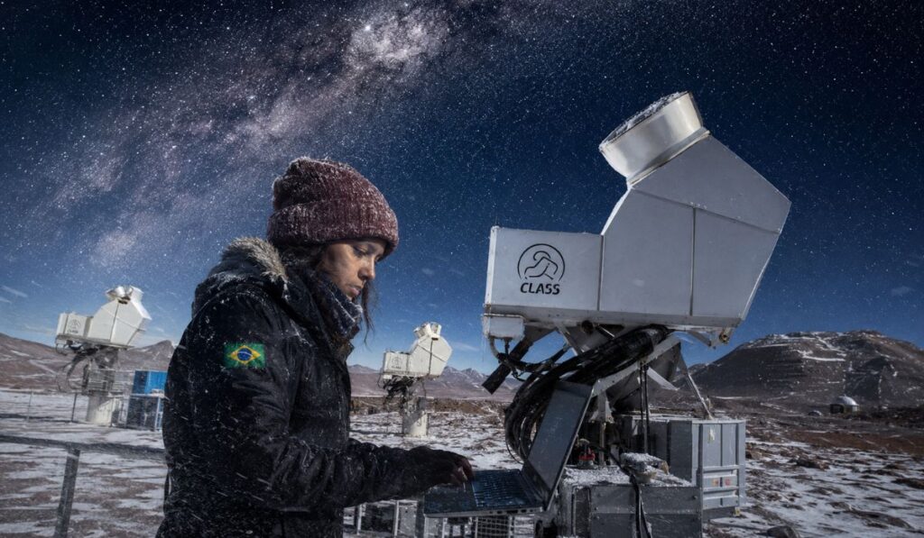 Brazilian works at 5,200 meters altitude in the Atacama Desert, where telescopes face -45°C and winds of 100 km/h to search for the oldest light in the Universe and investigate the beginning of everything nearly 14 billion years ago. Brazilian works at 5,200 meters altitude in the Atacama Desert, where telescopes face -45°C and winds of 100 km/h to search for the oldest light in the Universe and investigate the beginning of everything nearly 14 billion years ago.