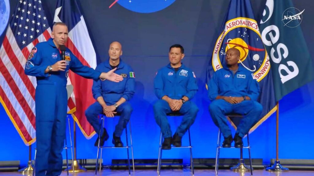 Artemis III crew: Nasa names Randy Bresnik, Luca Parmitano, Frank Rubio and Andre Douglas Nasa Artemis-III crew