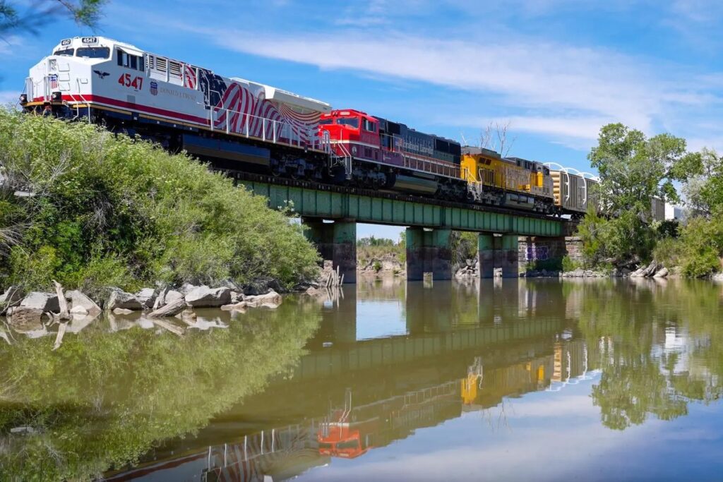 NASA Loads Moon Rocket onto Giant Trump-Branded Train NASA Loads Moon Rocket onto Giant Trump-Branded Train